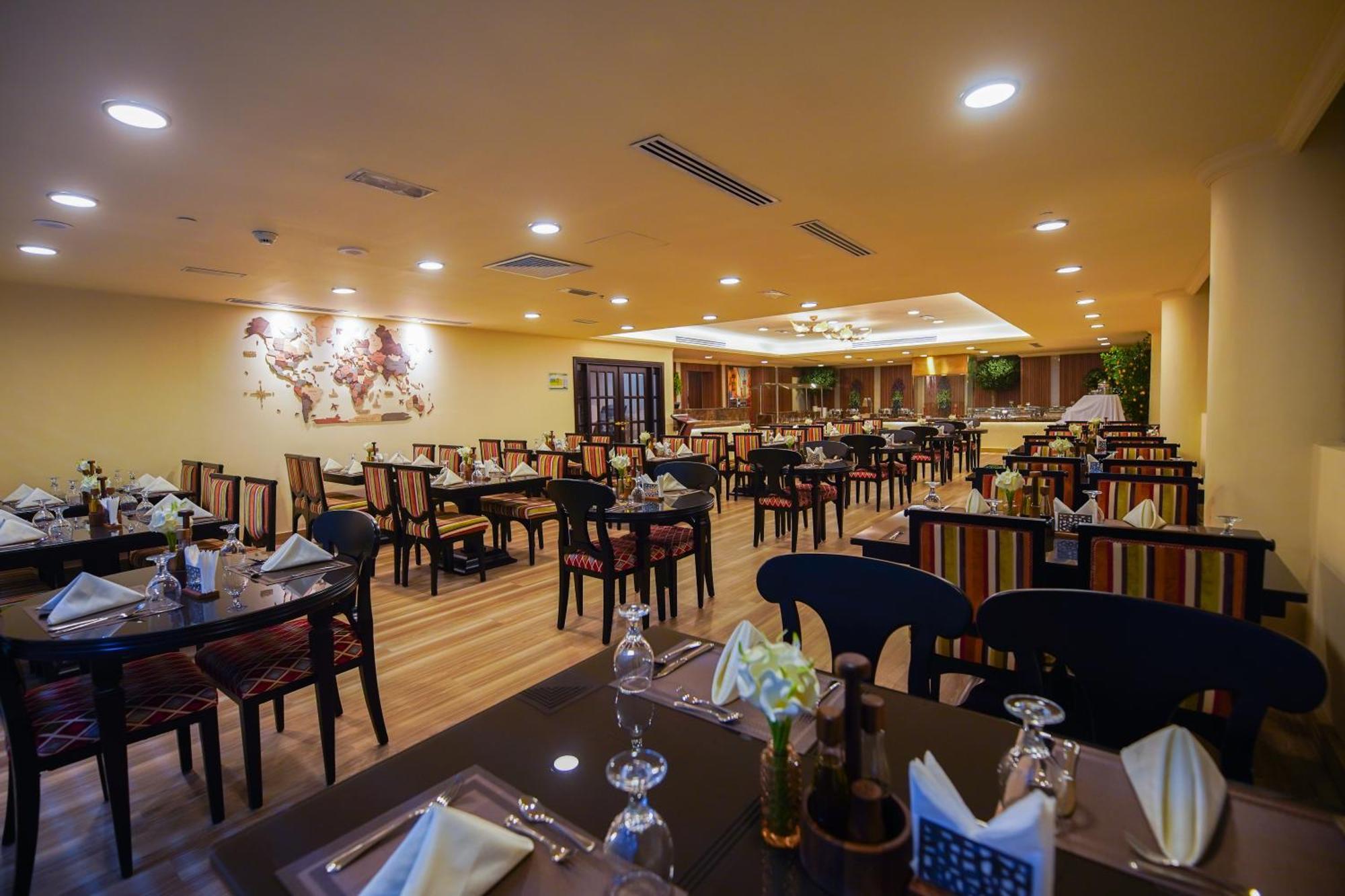Grand Villaggio Hotel Abou Dabi Extérieur photo